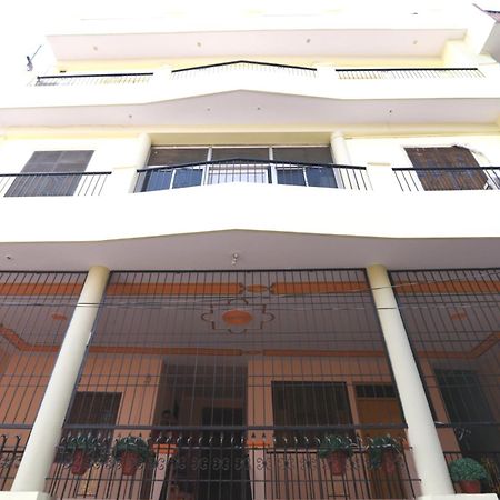 Apartamento DS Residency Varanasi Exterior foto