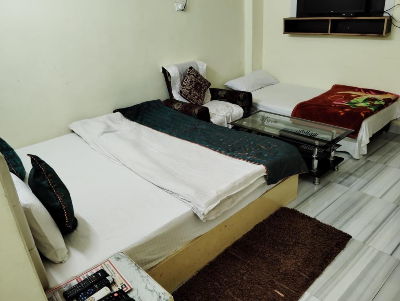Apartamento DS Residency Varanasi Exterior foto