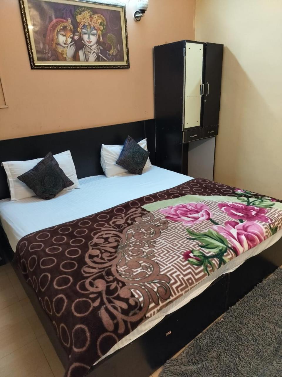 Apartamento DS Residency Varanasi Exterior foto