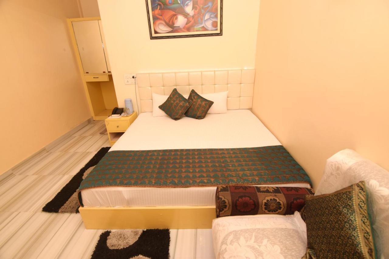 Apartamento DS Residency Varanasi Exterior foto